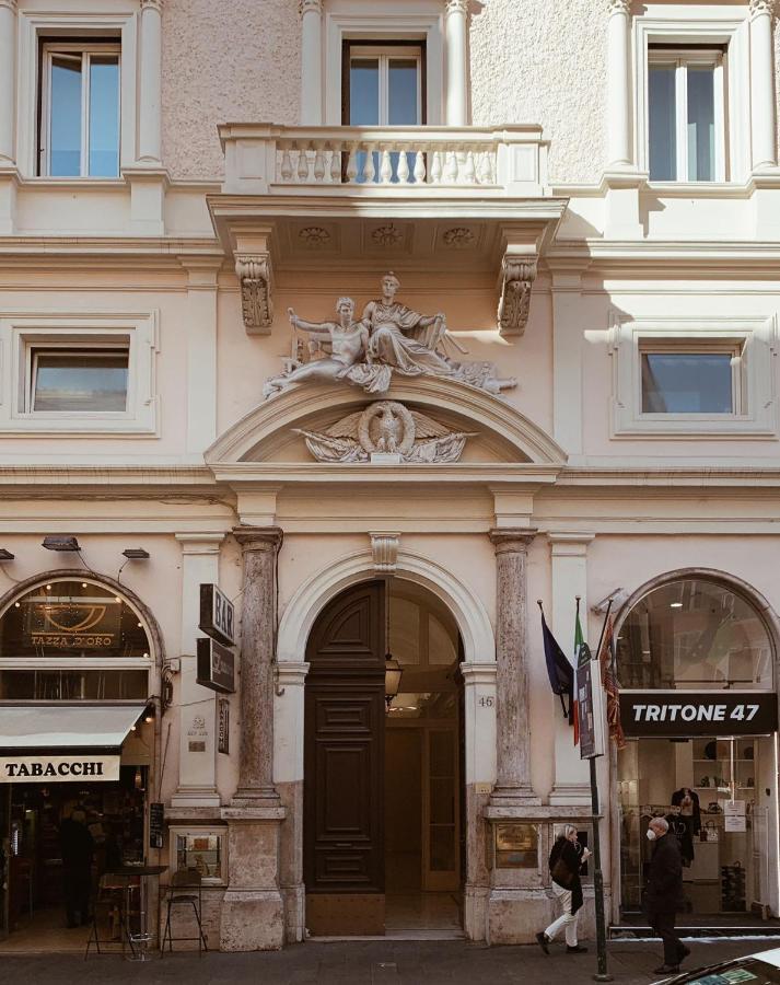 Residenza Tritone Luxury Guest House Trevi Fountain Rom Exterior foto