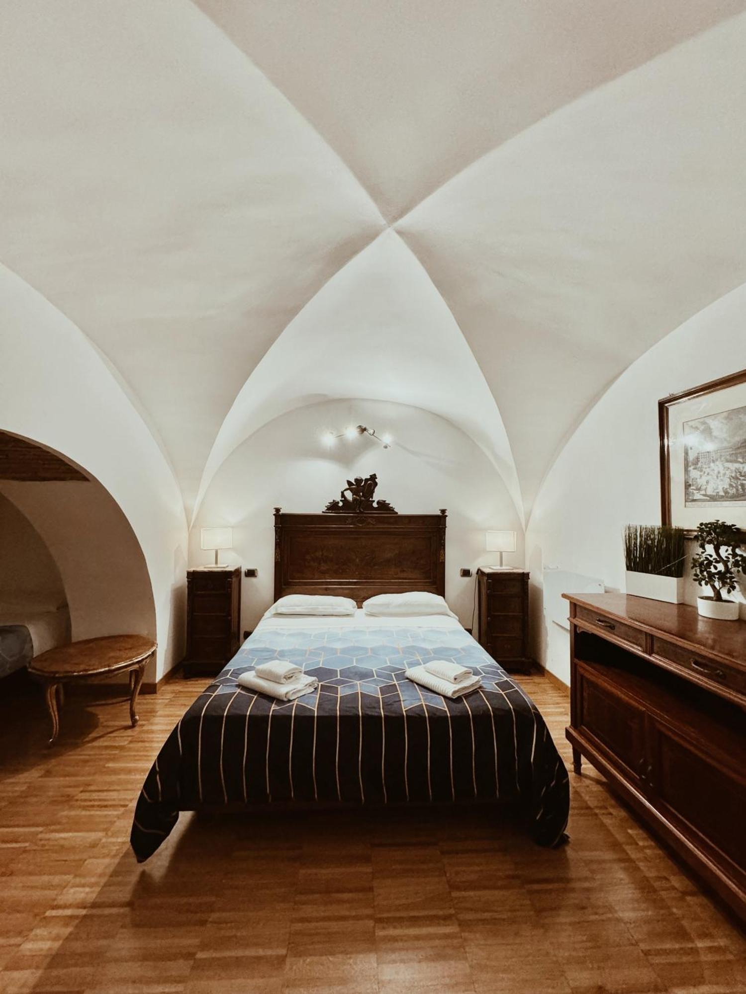 Residenza Tritone Luxury Guest House Trevi Fountain Rom Exterior foto