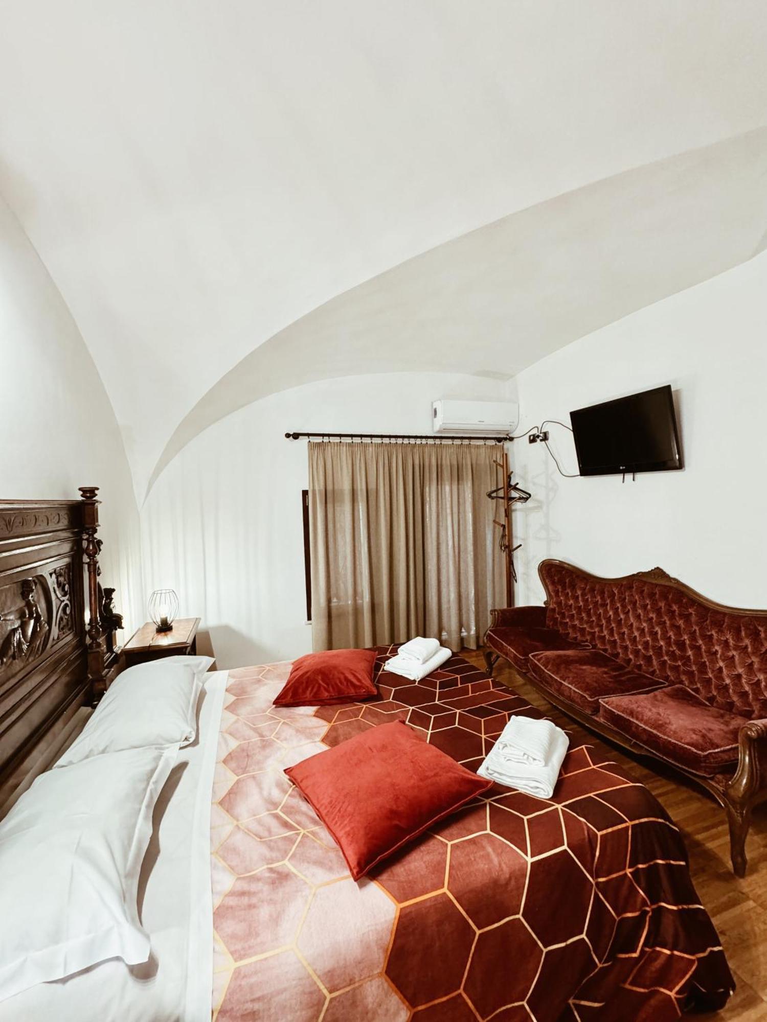 Residenza Tritone Luxury Guest House Trevi Fountain Rom Exterior foto